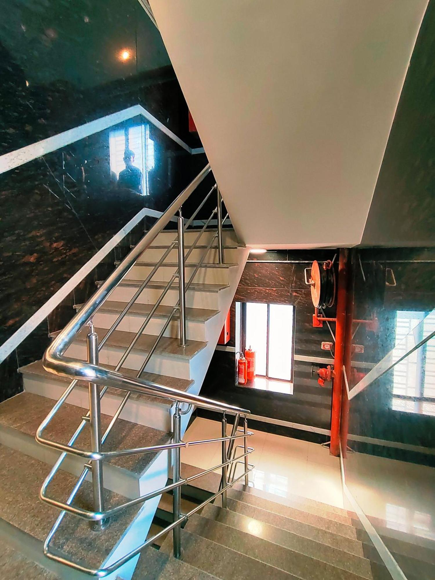 Hotel Steam โกลกาตา ภายนอก รูปภาพ