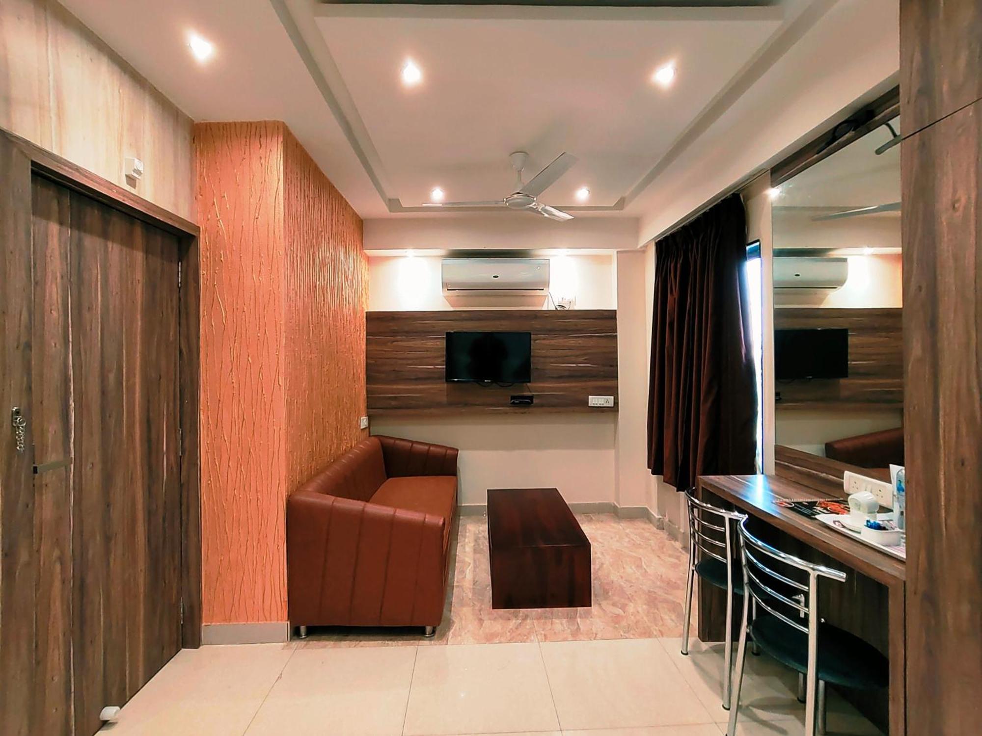 Hotel Steam โกลกาตา ภายนอก รูปภาพ